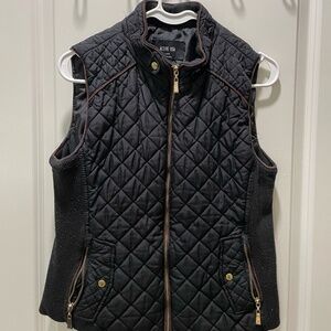 Women's Vest (L)